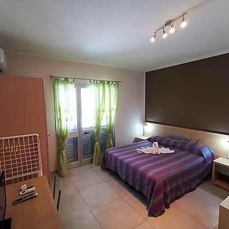 Samana A Con Privata A Bed & Breakfast 4*